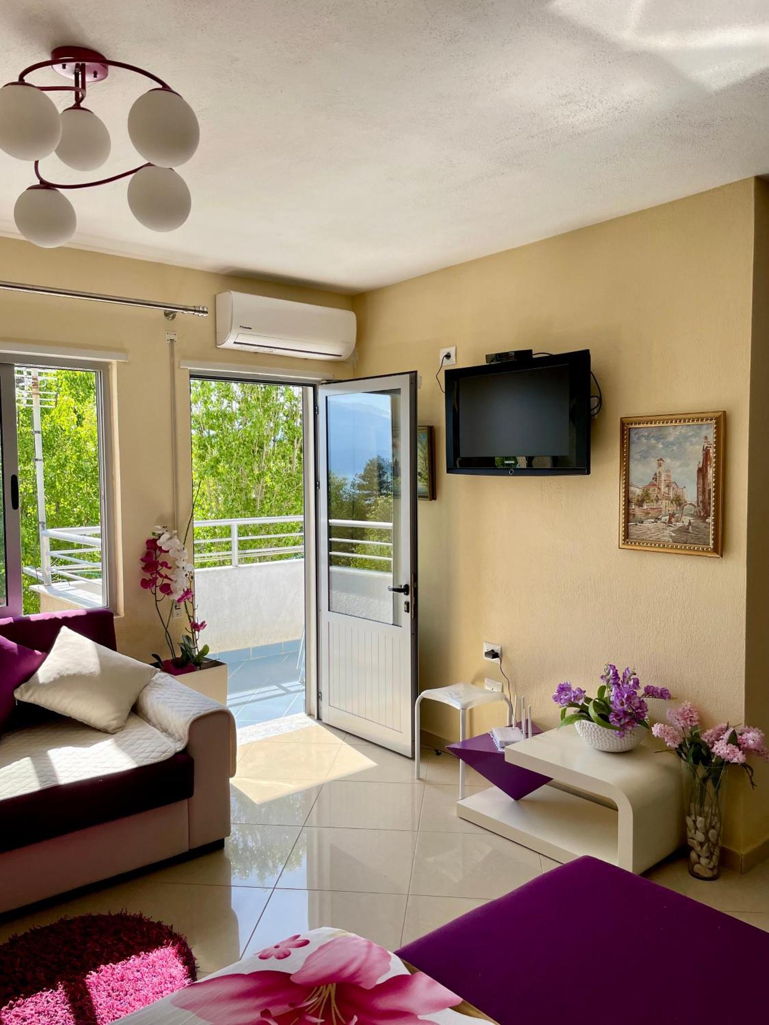 פוגרדץ Lake View מראה חיצוני תמונה